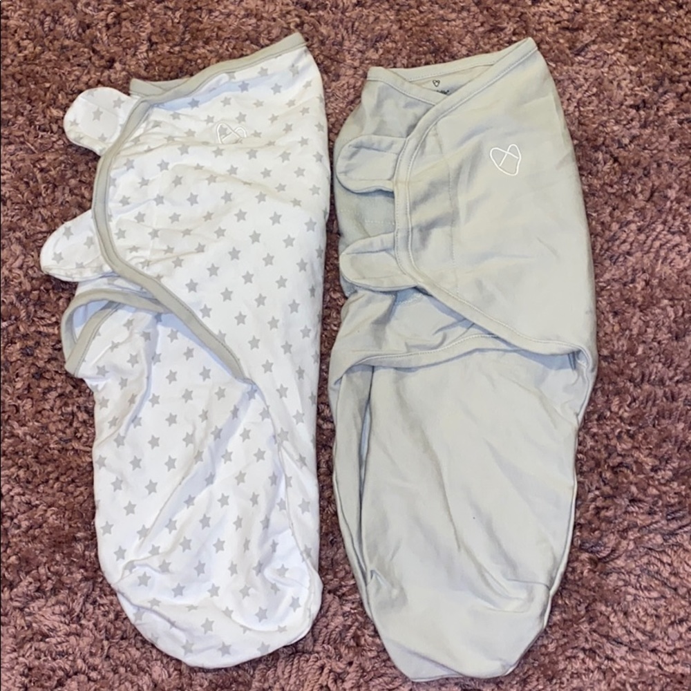 2 swaddles